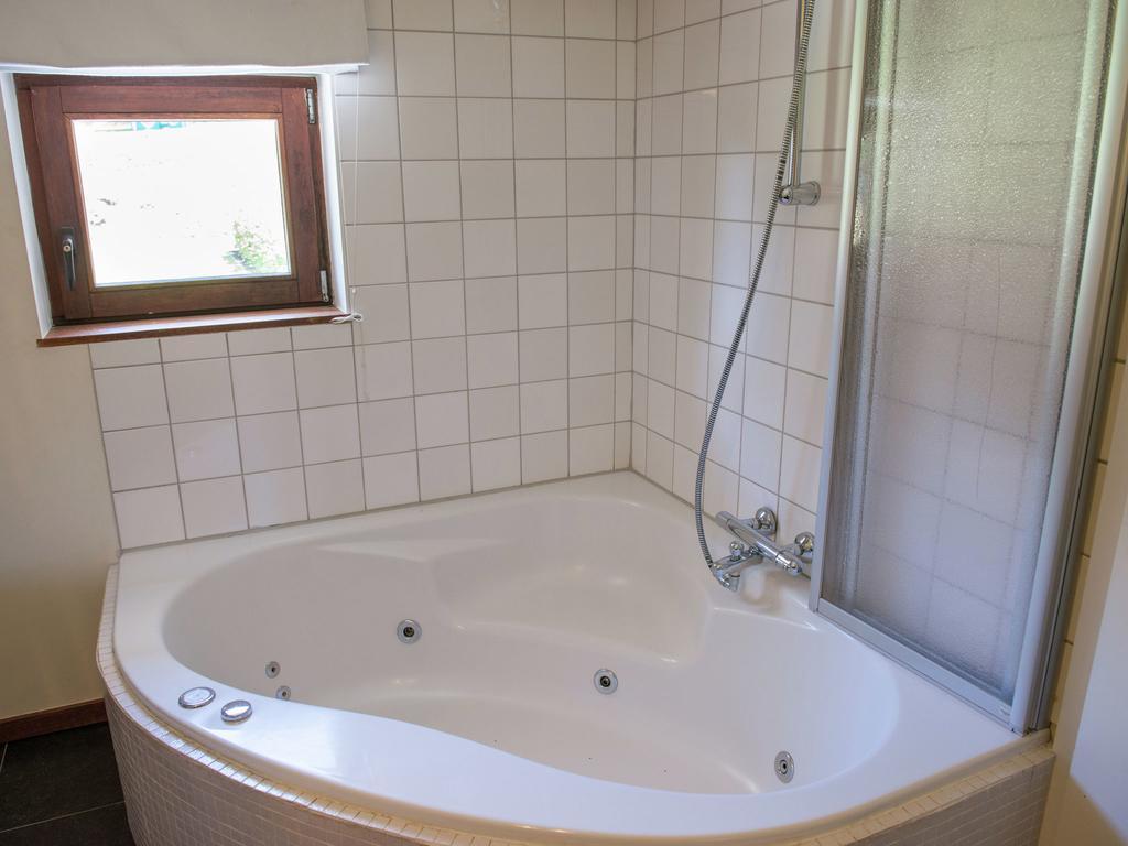 Luxury Apartment In Malmedy With Bubble Bath Buitenkant foto